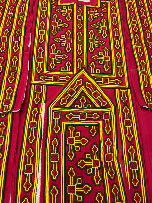 Zai Shirkhu Paliwar Doch – Premium Makhan Fabric Heavy Balochi Embroidery