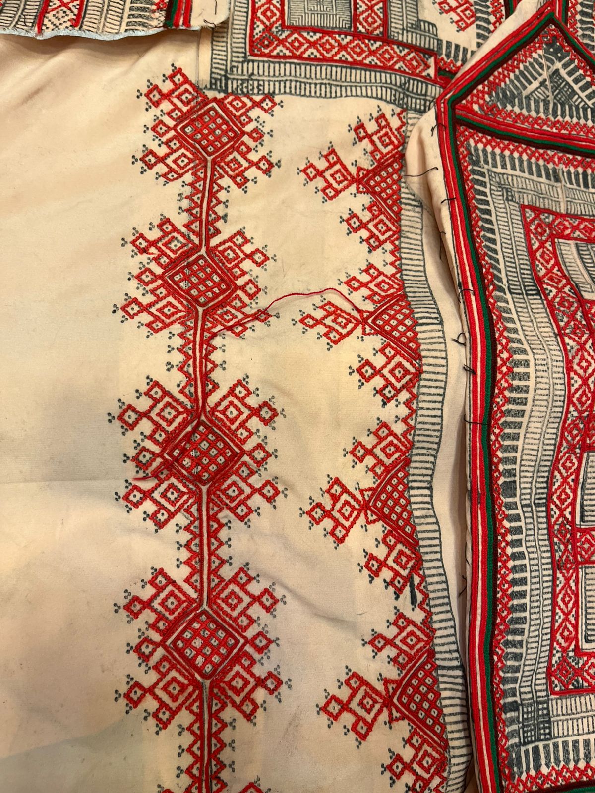 Machine-embroidered Balochi Danko Doch in Soft Makhan Fabric