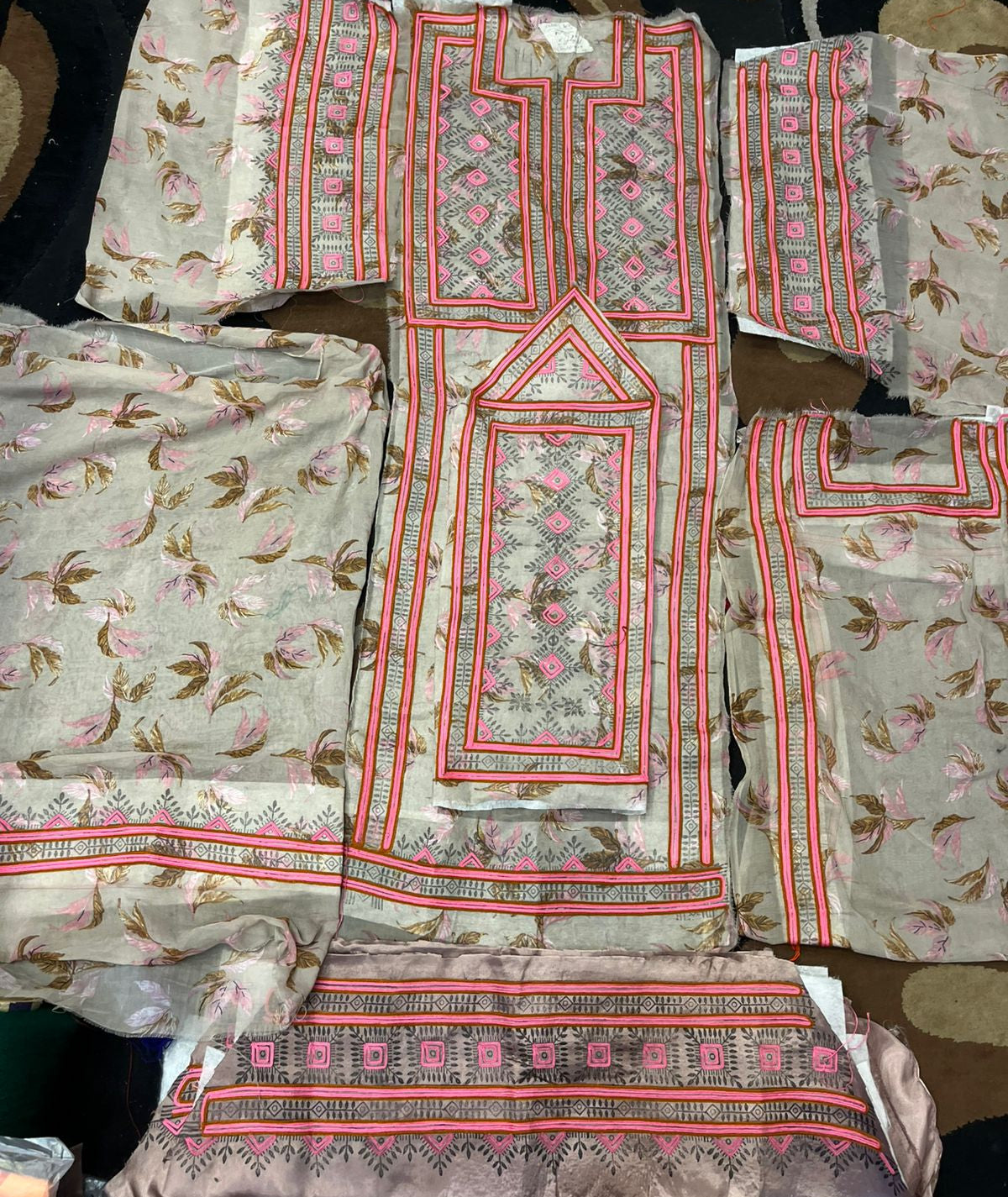 Zai Shirkhu Paliwar Design – Premium Voile Unstitched