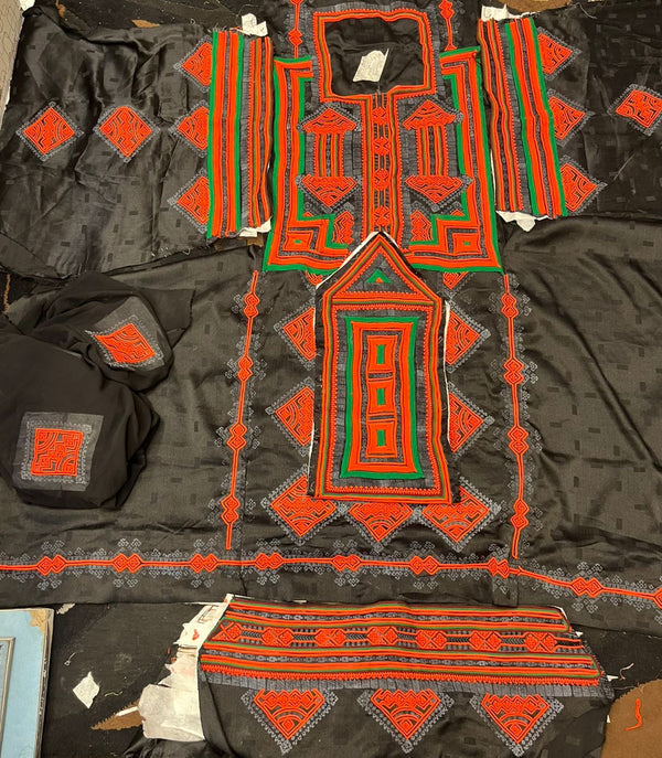 Zai Shirkhu Paliwar Doch – Premium Makhan Fabric | Balochi Embroidery