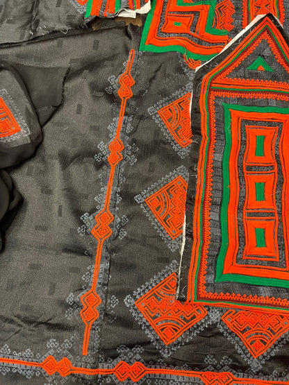 Zai Shirkhu Paliwar Doch – Premium Makhan Fabric | Balochi Embroidery