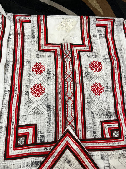 Makhan Fabric | Premium Machine Embroidery Zai Shirkhu