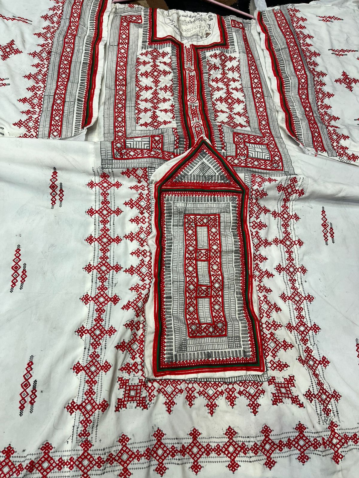 Luxury Makhan Fabric Danko Design | Heavy Balochi Doch Collection