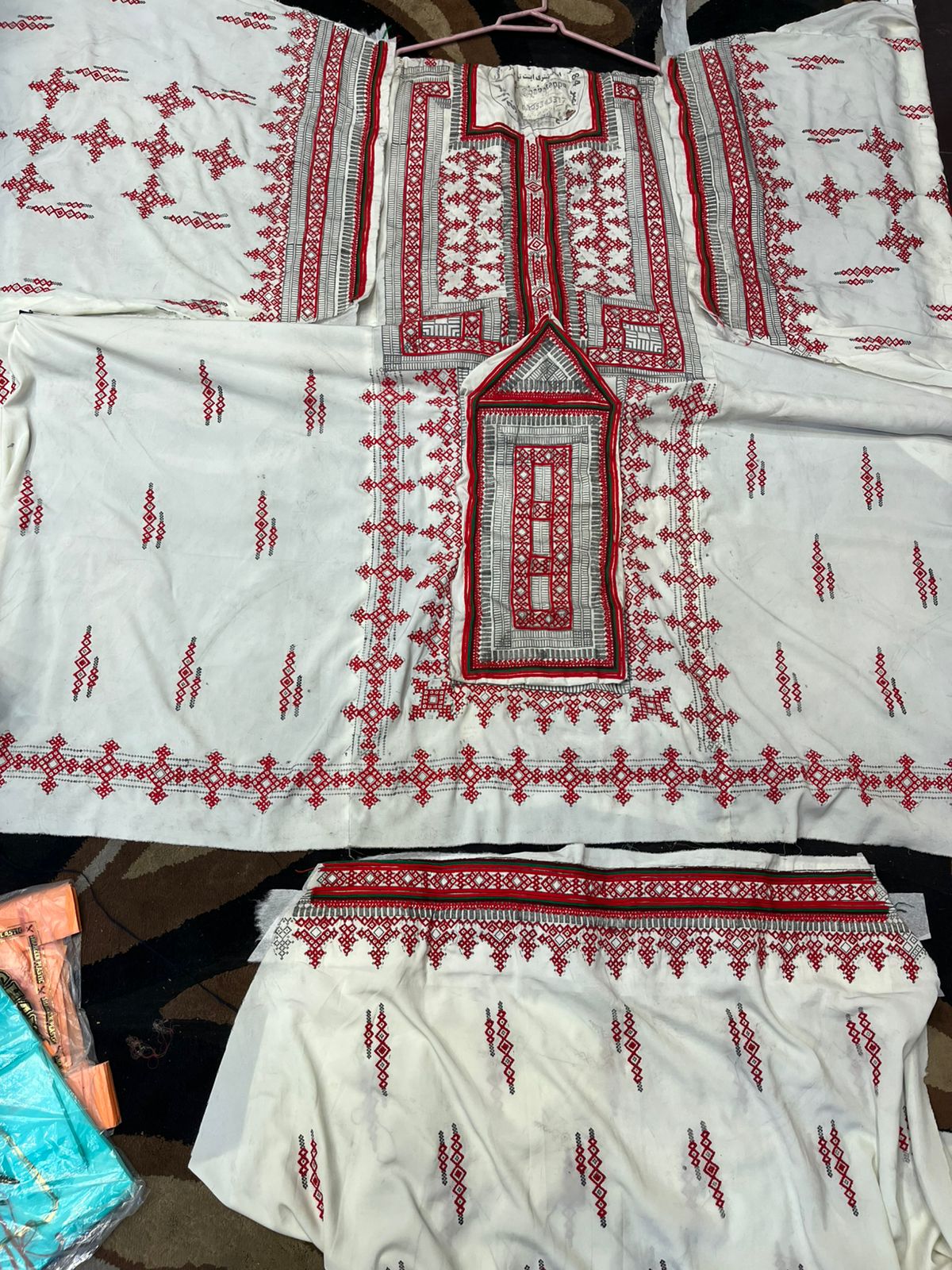 Luxury Makhan Fabric Danko Design | Heavy Balochi Doch Collection